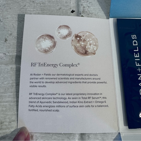 NEW!! R+F Rodan and Fields SMOOTH 3pc SAMPLE Shampoo Conditioner & Treatment - Picture 3 of 7
